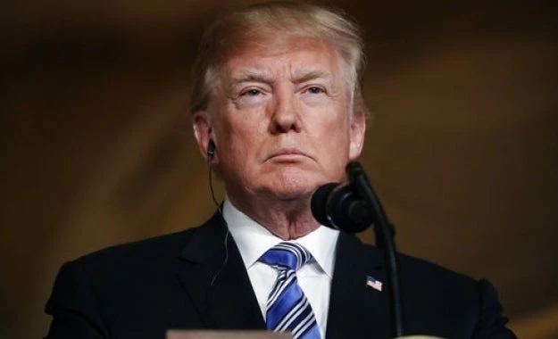 Ν. Τραμπ προς Μεξικό: Σταματήστε τους μετανάστες, για να επαναδιαπραγματευθούμε τη NAFTA